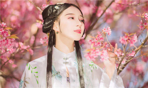 咸丰供卵试管婴儿：助您实现家庭梦想的科学方案